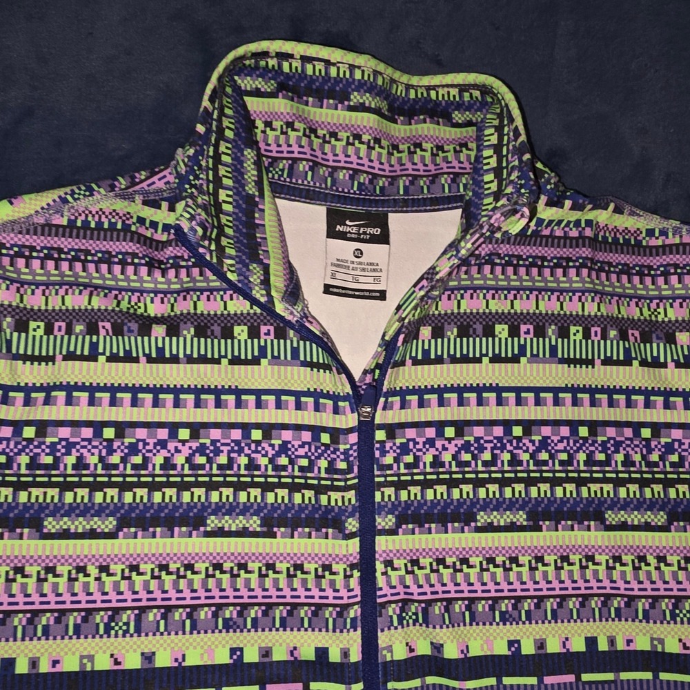 Nike Pro Dri-FIT Half Zip‎ Pullover XL Purple Green Geometric Pixel